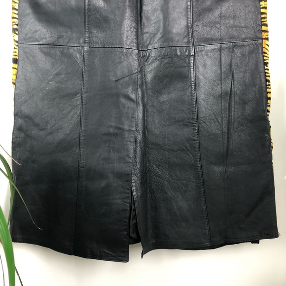 Vintage Leather Skirt w/ Animal Print Trim - Picture 5 of 6